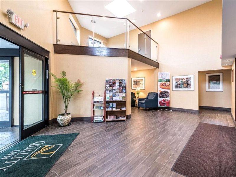 Quality Inn Ithaca - University Area Zewnętrze zdjęcie