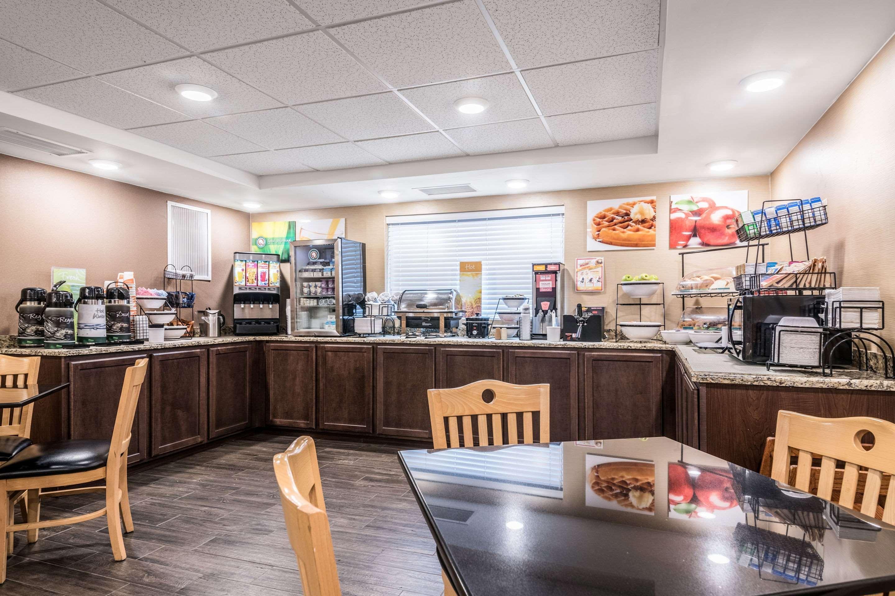 Quality Inn Ithaca - University Area Zewnętrze zdjęcie