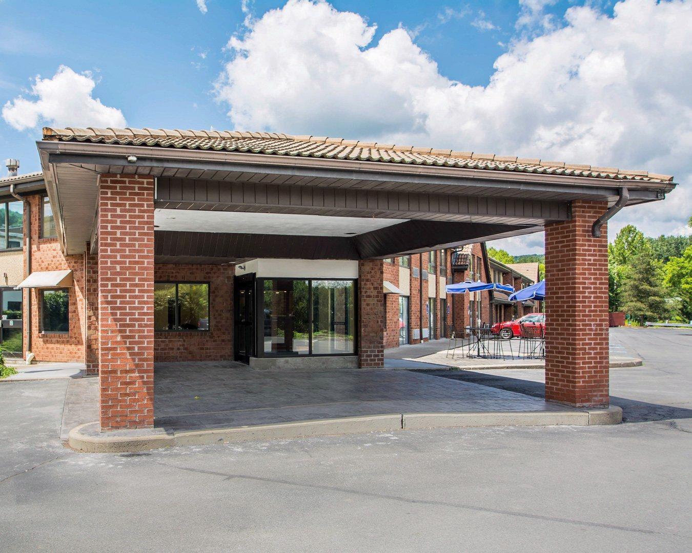 Quality Inn Ithaca - University Area Zewnętrze zdjęcie